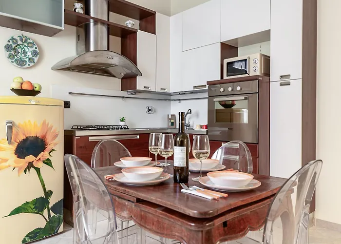 Hostly-volturno Apartment-center Of 아파트 *